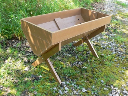 Cradle Bed - Planter - Recycled Plastic - Plastic Wood